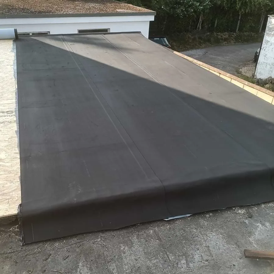 Rubber flat roofing work Rubber flat roofing work