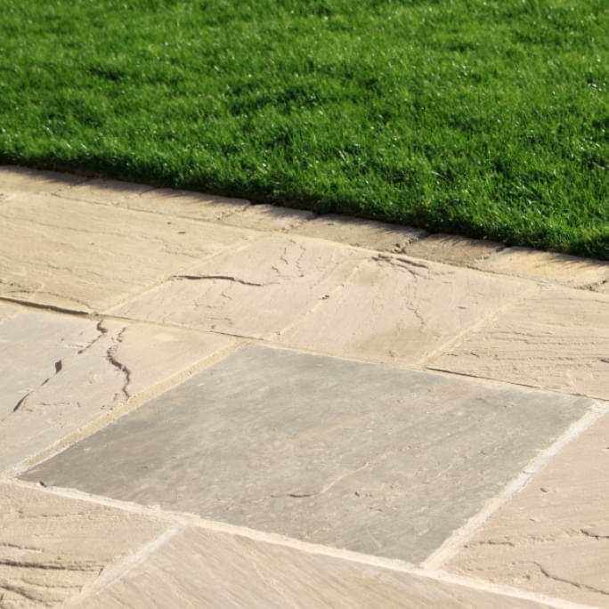 Chippenham patio repointing company
